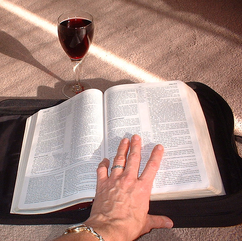 La reconciliación con "Dios Padre" disuelve la fuente del alcoholimo.